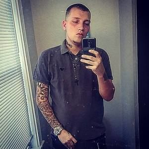 Meet your Posher, Connor